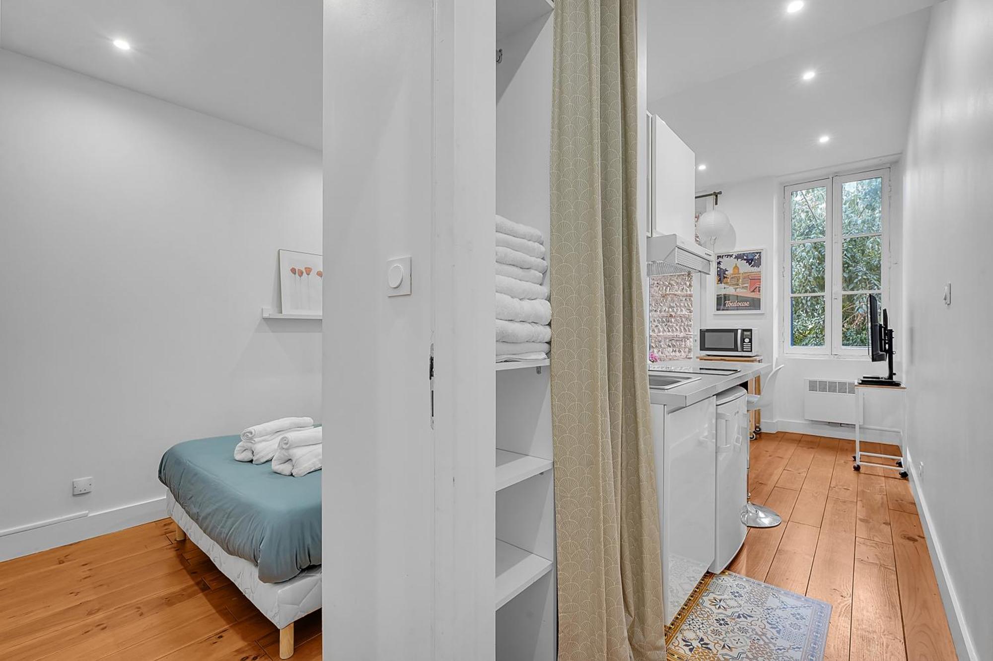 Le Cosy - T2 Hypercentre Au Calme Avec Parking Apartment
